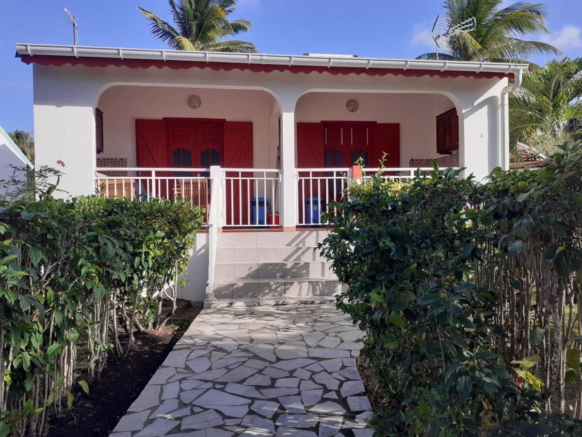 Au Village De Menard Saint-Louis Ngoại thất bức ảnh